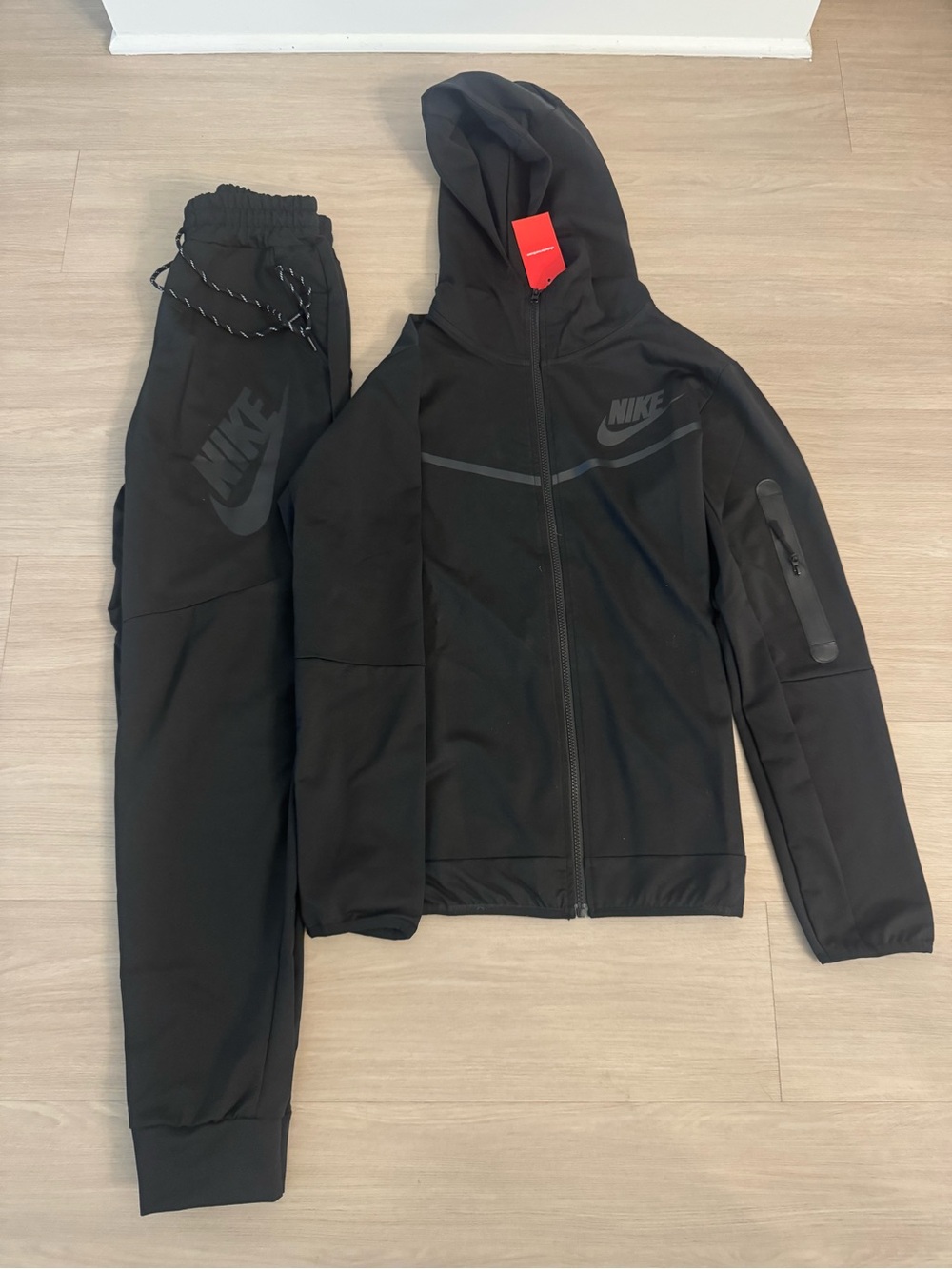 Nike Black Hooded Zip Jacket and Joggers Set